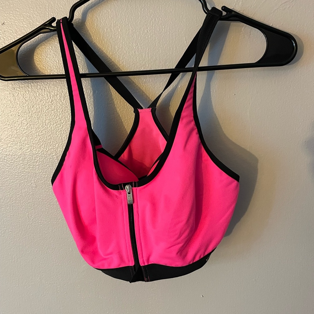 NWOT VSX Sports Bra (32C)